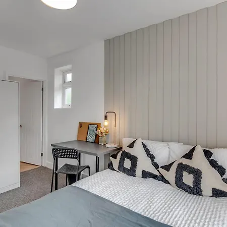Holiday home 4-bed 3-bath Near Uea *