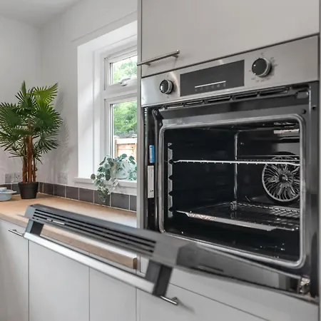 Holiday home 4-bed 3-bath Near Uea